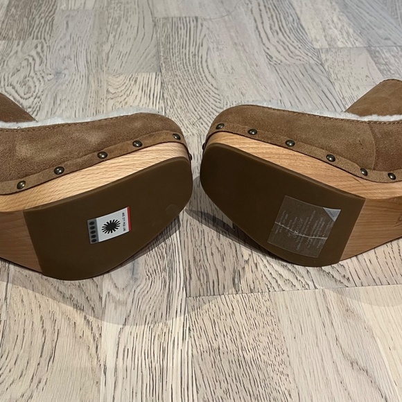 UGG Aubriana - chestnut - size 9 - Picture 6 of 7